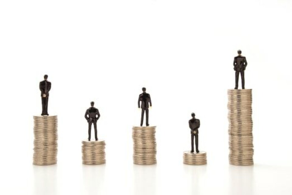 Commercial lawyers bring home big bucks