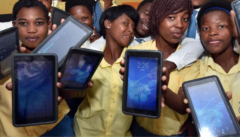 Smartphones in Schools: The Legal and Policy Imperatives for South African Schools